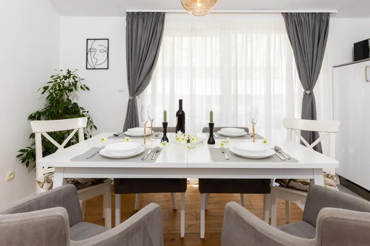 Little Gem Apartment Trogir